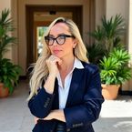 «Чтобы лето не кончалось»: секреты ухода за кожей в жаркую погоду.