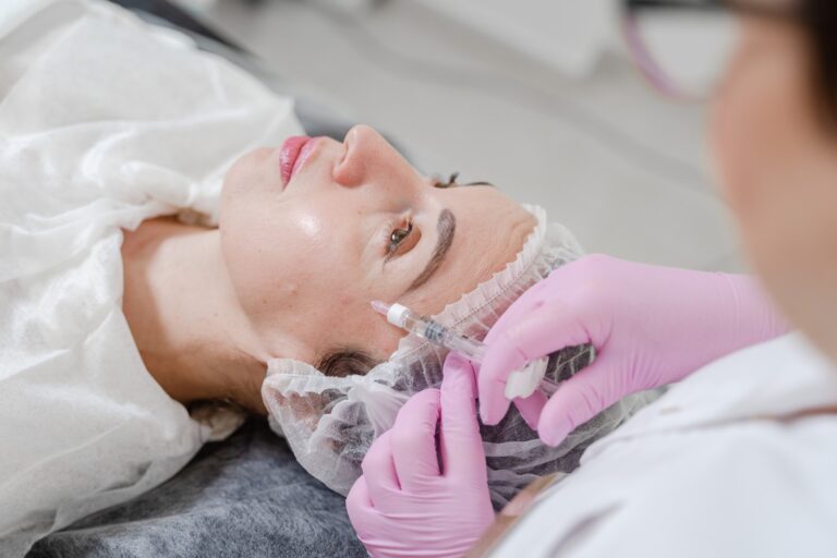 Готовимся к отпуску: топ-7 бьюти секретов для безупречного видаГотовимся к отпуску: топ-7 бьюти секретов для безупречного вида.