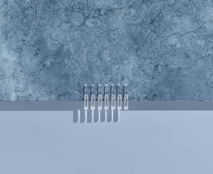 Идеальная кожа в домашних условиях: зачем нужны ампулы для лица и как правильно ими пользоваться.