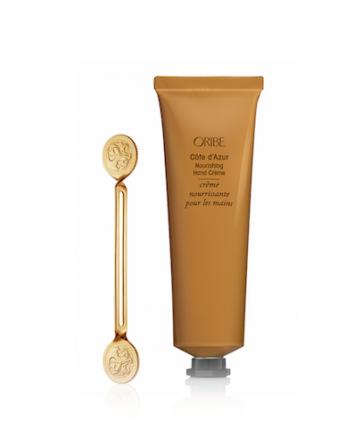 Когда не стыдно подарить: крем для рук, шампуни, мыло, которые можно положить под елку.